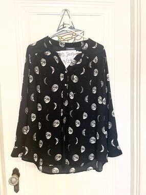 ModCloth Black Moon-Print Button Blouse